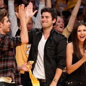 Nina Dobrev a vorbit despre zvonurile privind relația cu Zac Efron. Actrița a dezvăluit tot adevărul