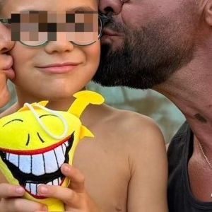 Ultima oră! Alt divorț-bombă lovește România! După 23 de ani, s-a rupt tot! Una dintre cele mai frumoase povești din showbiz ajunge la final. Ea a plecat cu copilul de acasă