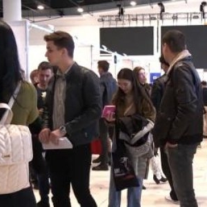 Cele mai căutate meserii fără studii superioare. Domeniul care are nevoie disperată de angajați