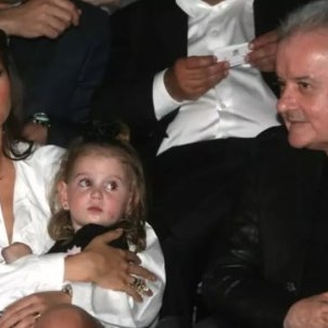 Ce TRANSFORMAREEE! Monica Gabor a venit ÎN SECRET în România! Cum a fost surprinsă de paparazzi și ce i-a lăsat pe toți ÎNMĂRMURIȚI când au văzut pozele cu ea. Totul e schimbat la fosta doamnă Columbeanu