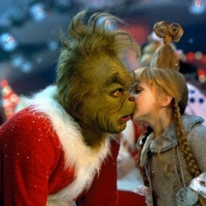 Taylor Momsen și Jim Carrey s-au reunit la 25 de ani de la premiera filmului How the Grinch Stole Christmas. Cât de mult s-a schimbat actrița care a interpretat-o pe Cindy-Lou Who