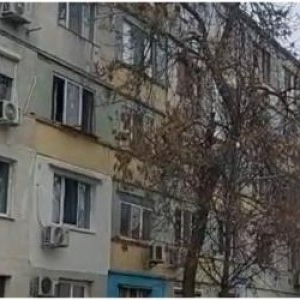 Cine era fata găsită moartă de iubit în Galaţi. Ar fi practicat prostituţia şi fusese strangulată de un client