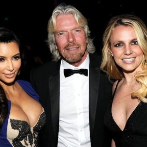 Britney Spears și surorile Kardashian au planificat o petrecere în pijamale. Ce imagini au publicat vedetele în mediul online