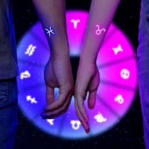 Care sunt zodiile care la începutul anului 2026 vor avea de ales între dragoste și carieră. Ce vor face acești nativi