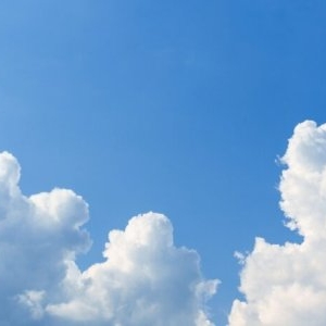 Pantone a ales culoarea anului 2026. Cloud Dancer este prima nuanță de alb din istoria institutului