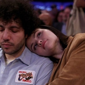 Selena Gomez și Benny Blanco, primul Crăciun împreună de când au devenit soț și soție. Imaginile publicate de cei doi spun totul