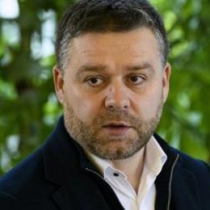 Ciucu, primar general al Capitalei după ce a câştigat 5 din 6 sectoare. Bucureştenii nu s-au înghesuit la vot