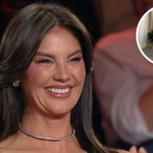 Ramona Olaru a împărțit internetul în două tabere rivale cu bradul ei. Ce i-a scos din minți pe internauți