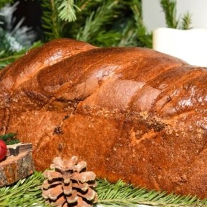 Cozonac cu cremă de ciocolată și alune de pădure. Rețetă de cozonac modern