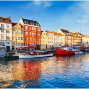 Orașul european care oferă turiştilor mâncare gratis, transport și intrare liberă la muzee, cu o condiţie