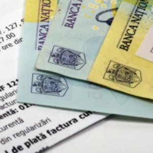 Facturile la energie electrică sunt cu 60% mai mari față de anul trecut. Statistica dezastrului creat de Bolojan