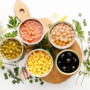 Cele mai sănătoase alimente la conservă pe care le poți păstra în cămară. Ce opțiuni există