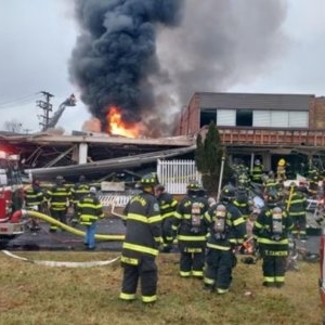 Incendiu la un azil de bătrâni din SUA: cel puțin doi morți și mai multe persoane dispărute după explozie