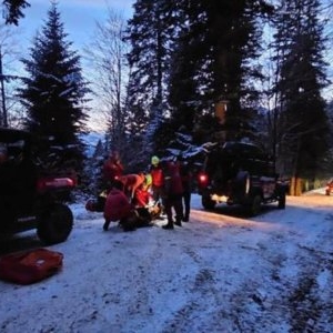 Turist din București rănit în Munții Baiului după un accident cu ATV-ul