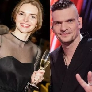 Soția lui Tudor Chirilă, surprinsă în culise, la finala de la „Vocea României”. A stat lângă Gina Pistol, iar Esca le-a filmat: „Soțiile finaliștilor”. Imaginea e aici