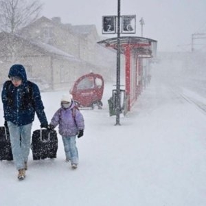 Furtuna Johannes face ravagii în Scandinavia: trei morți în Suedia și pene masive de curent în regiune