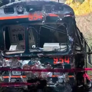 Vacanță de coșmar în Peru. Un mort şi zeci de răniţi după ce două trenuri s-au ciocnit frontal la Machu Picchu