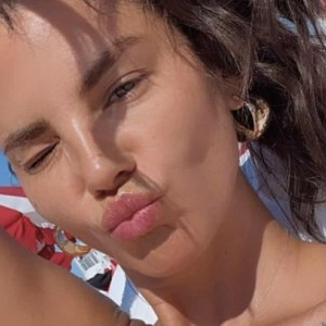 Ramona Olaru și-a prezentat „sponsorul” după ce Alex Bodi a jignit-o și a spus că trăiește pe banii altora: „Nu e chiar bătrân”