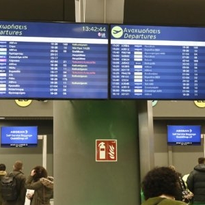 Haos pe aeroporturile din Grecia: zborurile, suspendate la nivel național