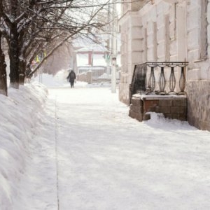 O primărie din România a fost amendată după ce orașul a fost blocat de zăpadă. Autoritatea publică nu și-a îndeplinit obligațiile de deszăpezire 