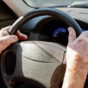 Reguli noi pentru şoferi: camere de monitorizare, radare fixe şi amenzi mai mari. De când cresc sancţiunile