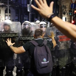 Tehnologie militară testată pe câini. Implicarea Moscovei în experimentele controversate din Serbia 