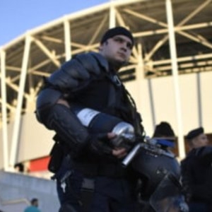 S-a lăsat cu amenzi usturătoare și dosar penal după meciul dintre Petrolul Ploieşti şi Universitatea Craiova