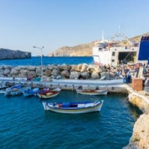 500 € pentru a te muta pe insula grecească cu doar 45 locuitori. Ce profesii sunt căutate pentru noii veniți