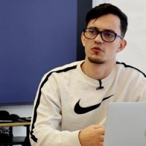 Sute de mii de concedieri în domeniul cu cele mai mari salarii. Unii nu şi-au mai găsit job 2 ani