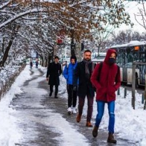 Cod galben de ninsori şi viscol, cu strat de zăpadă de 20 cm, inclusiv în Capitală. Când intră în vigoare