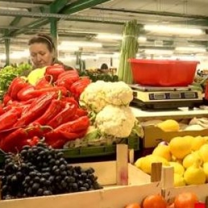 Postul Paştelui, mai scump ca niciodată: "E mai ieftină carnea decât legumele şi fructele"