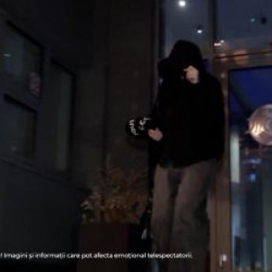 Angajatele de la The Buddhist, obligate să facă sex neprotejat cu clienţii, deşi erau infectate cu HIV