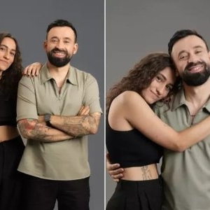 Zici că e din revistă! Așa arată casa în care locuiesc Oase și Maria de la Power Couple 2026. Bucătărie modernă în nuanțe de gri, living cu o canapea uriașă pentru seri de filme și două pisici care dau suflet casei