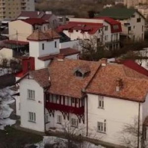 Secretele Casei Mărțișor: cum și-a construit Tudor Arghezi "cuibul de cocori albaştri" dintr-un vis