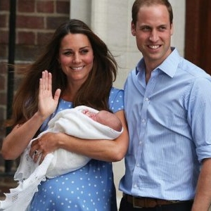 Sarcina lui Kate Middleton cu Prințul George a fost inițial ținută secretă. Care a fost motivul unei asemenea decizii