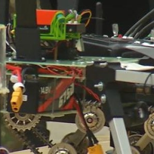 Domeniul tot mai căutat de viitori studenţi români. Au salariu din facultate și job garantat după absolvire