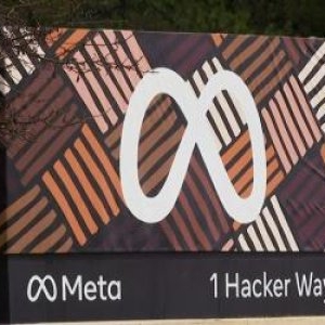 Cum a reușit o tânără să înfrunte Meta și YouTube și să câștige procesul. Victoria îi aduce 6 milioane $