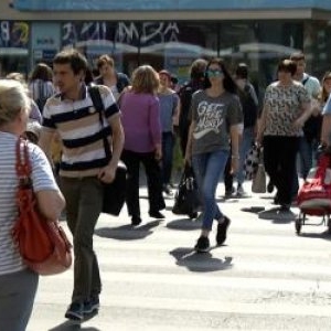 De ce nu îşi găsesc job tinerii din România. "Nu vor să mai lucreze pe puţini bani"