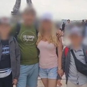 Tragedia din spatele unei „familii perfecte” din Constanța. Pozau împreună în vacanțe de lux, dar își abuzau copiii în spatele ușilor închise. Cei doi băieți n-au mai rezistat și au cerut ajutorul Poliției. Ce au descoperit autoritățile e tulburător