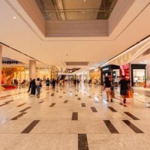 Programul mall-urilor din București de Paște 2026. Care centru comercial este deschis duminică