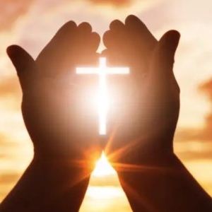 Gestul pe care nu e bine să-l faci azi, de Joia Mare. Nici măcar între apropiați! Se spune că aduce mare ghinion