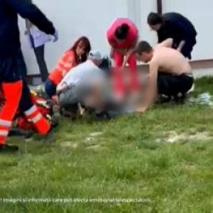 Primele rezultate ale necropsiei lui Robert, elevul de 15 ani din Bacău care a murit aşteptând ambulanţa