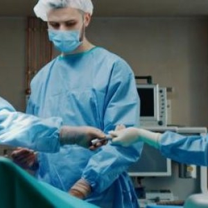 Erou pentru a doua oară. Inima şi ficatul băiatului care şi-a salvat prietena de la înec au ajuns la 2 bolnavi