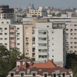 Prețurile apartamentelor au explodat în România, dar scad chiriile. Oraşul care a depăşit Capitala la costuri
