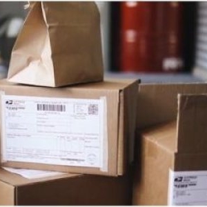 Au vrut produse de îngrijire de lux şi au primit şampon de urzici. Câţi bani au pierdut