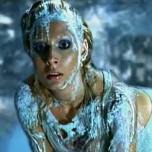 Cum arată astăzi vedetele din România care au renunțat la showbiz. Cristiana Răduță e de nerecunoscut