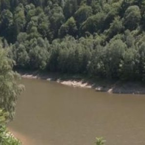 Destinația surpriză a verii, ascunsă în munții României. Atrage inclusiv turiști străini