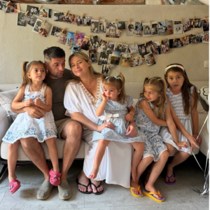 Cum arată casa în care Laura Cosoi locuiește cu familia. Camera fețitelor e ca-n povești