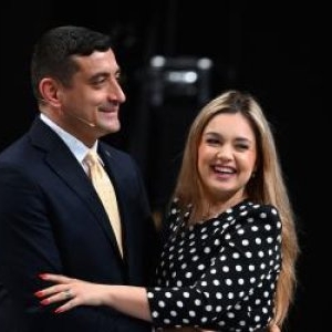 Cum arată Ilinca Simion cu burtica de gravidă. Imagini rare cu soția lui George Simion, însărcinată a doua oară