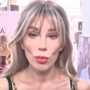 Cum arată vedeta noastră, după ce și-a făcut lifting facial: „Am purtat ochelari de soare în casă să nu sperii copiii”